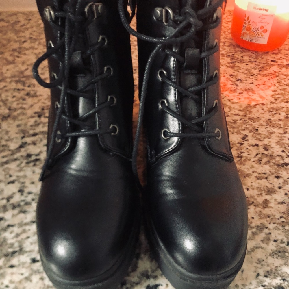 Boots!